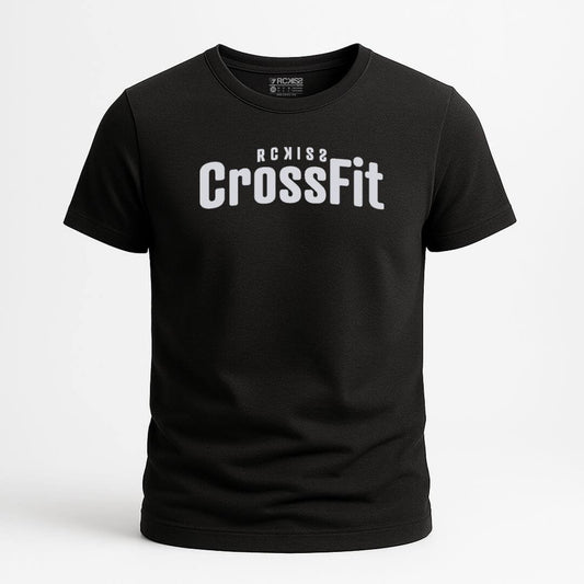 PLAYERA NEGRA MARCA RCKISS CON LOGO DE RCKISS CROSSFIT EN LETRAS BLANCAS ESTAMPADAS EN LA PARTE FRONTAL